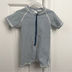 Rugged butts rash guard 12-18m